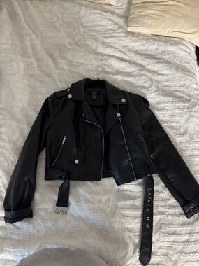 Forever 21 Black Faux Leather Cropped Moto Jacket with Belt